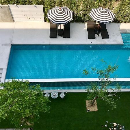 Baan Oliver Srinakarin Bangkok Luaran gambar