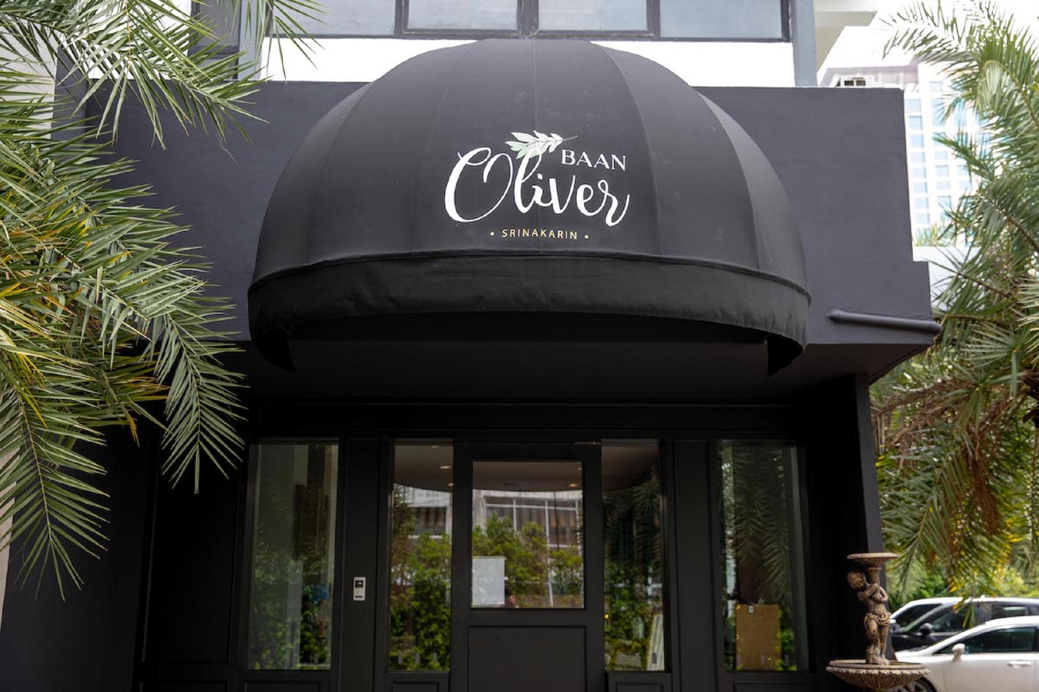 Baan Oliver Srinakarin Bangkok Luaran gambar