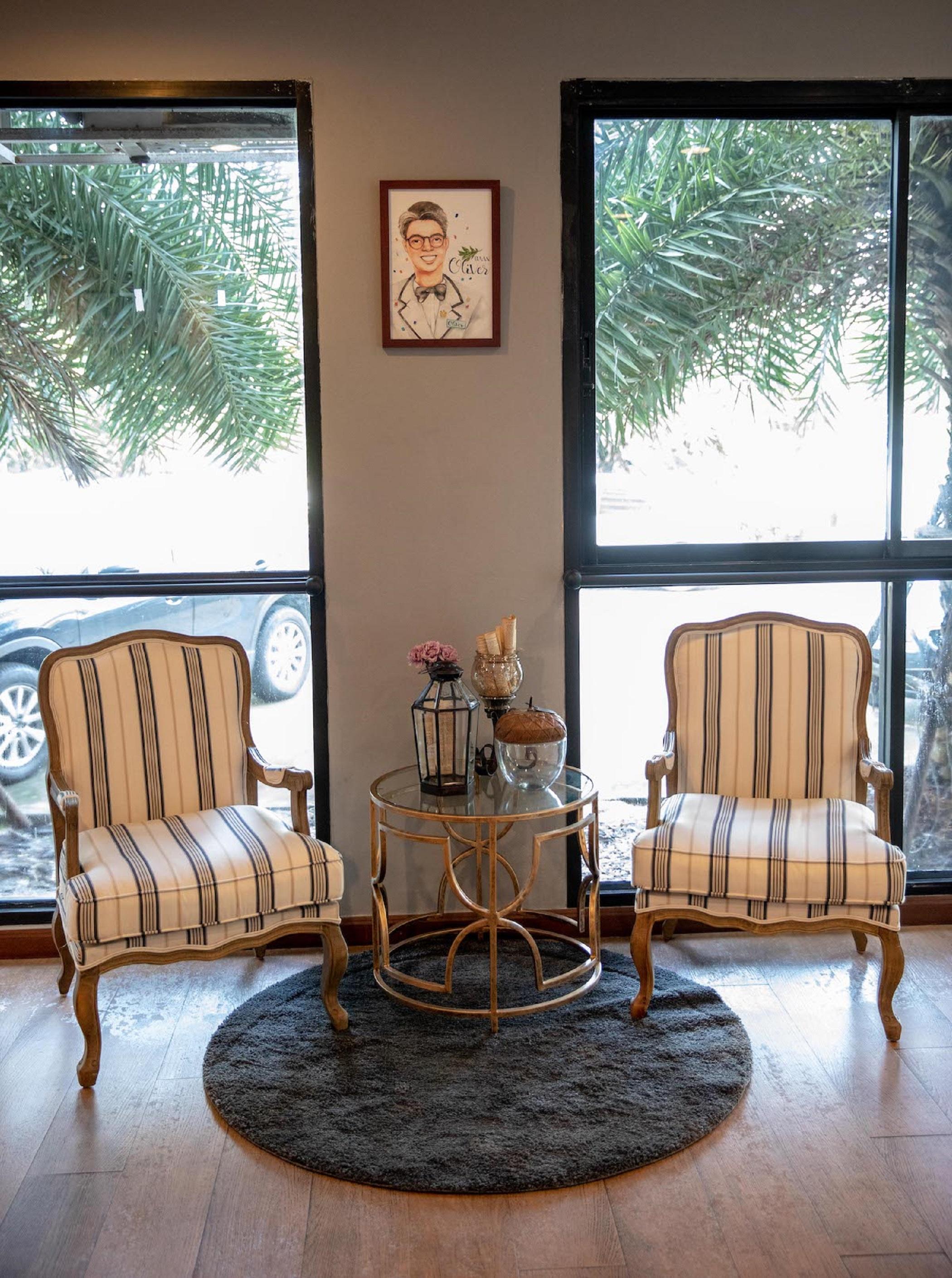Baan Oliver Srinakarin Bangkok Luaran gambar